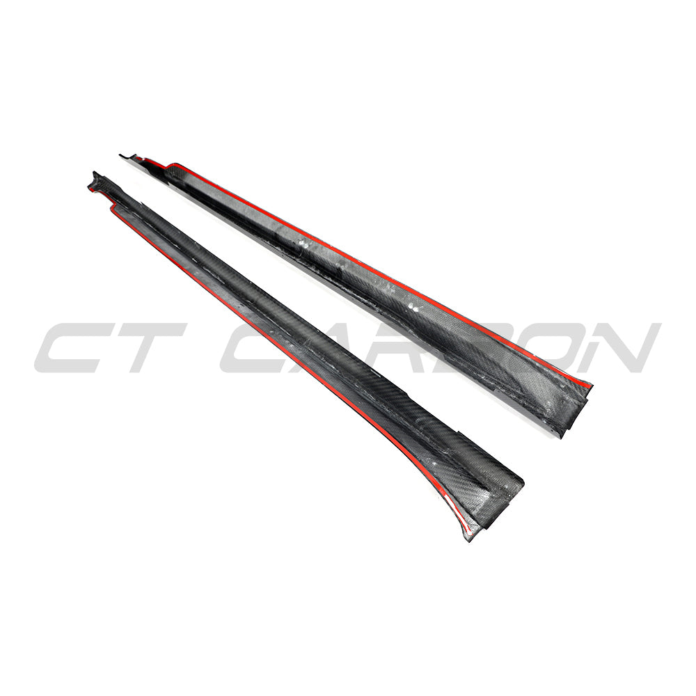 PORSCHE TAYCAN / TAYCAN 4 / TAYCAN 4S / TAYCAN GTS 2019+ CARBON FIBRE SIDE SKIRTS