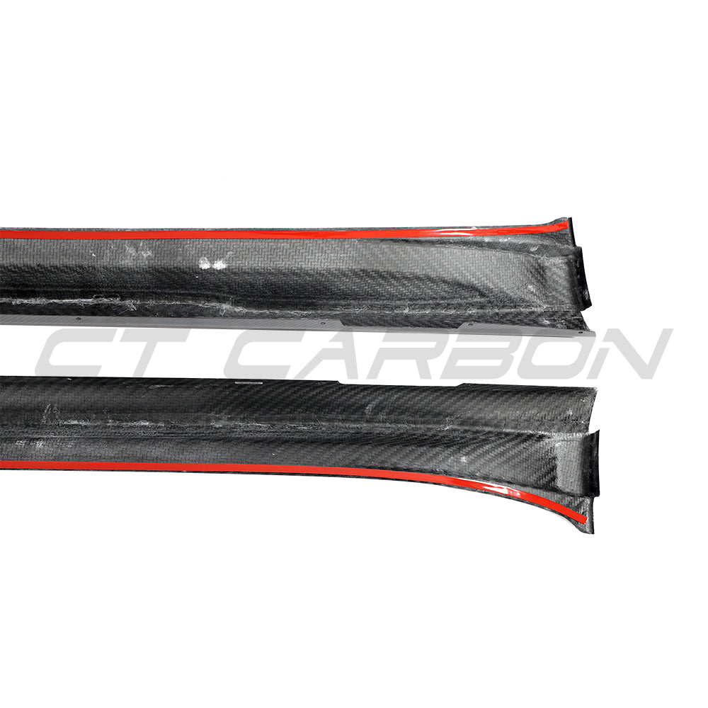 PORSCHE TAYCAN / TAYCAN 4 / TAYCAN 4S / TAYCAN GTS 2019+ CARBON FIBRE SIDE SKIRTS