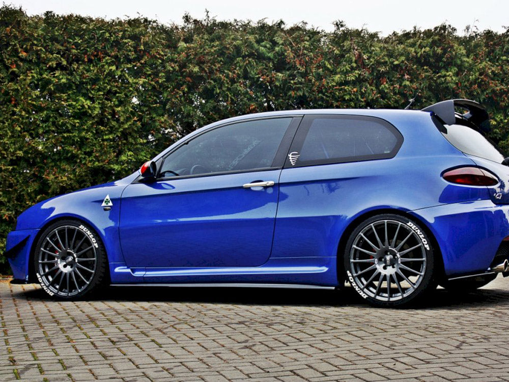 Side Skirts Diffusers Alfa Romeo 147 GTA - Textured