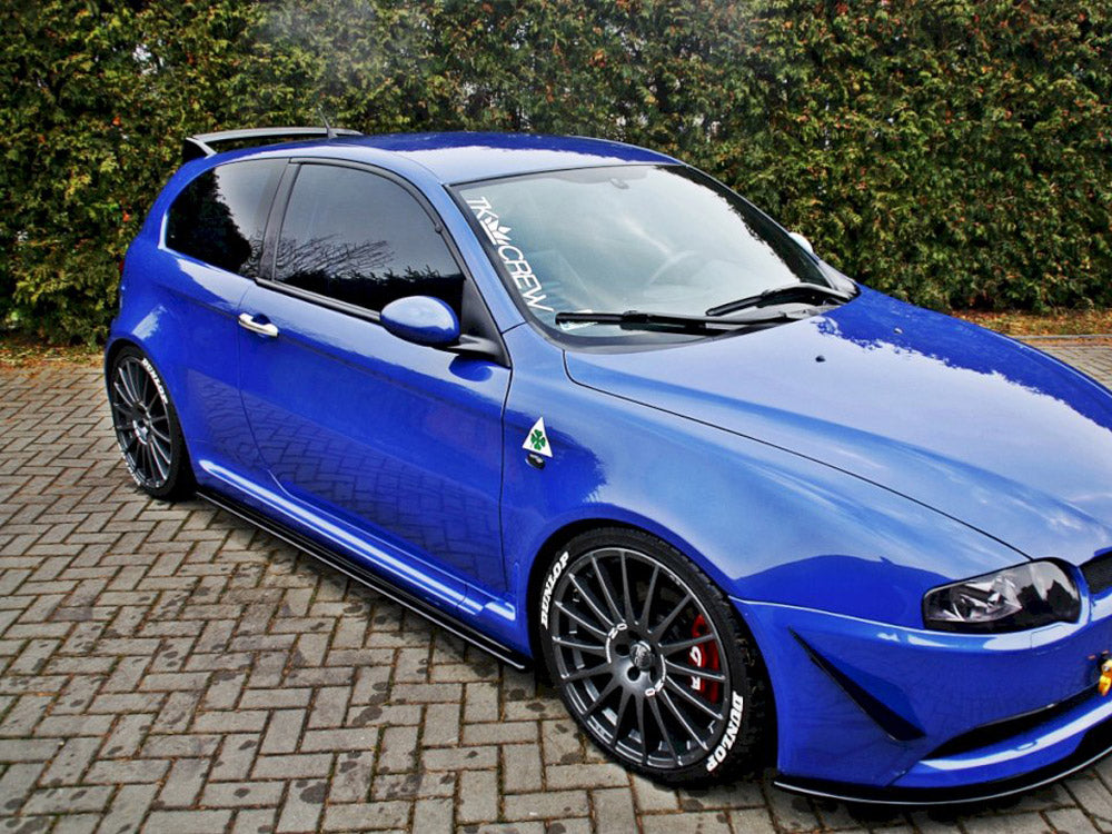 Side Skirts Diffusers Alfa Romeo 147 GTA - Textured