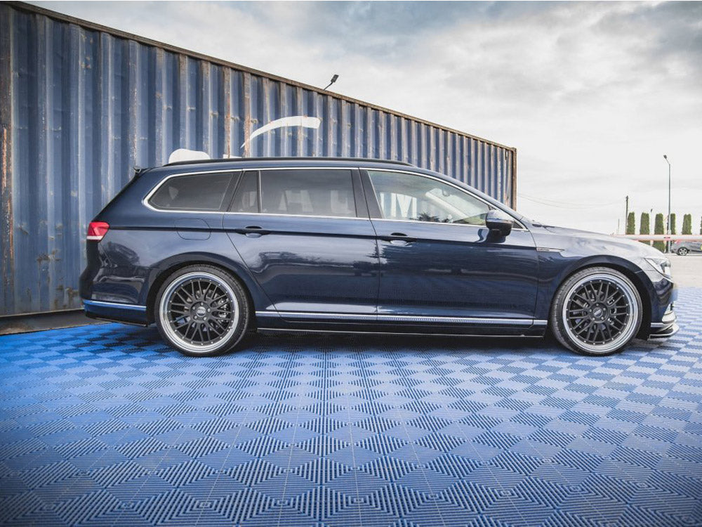 Side Skirts Diffusers VW Passat B8 (2014-2019) - Carbon Look