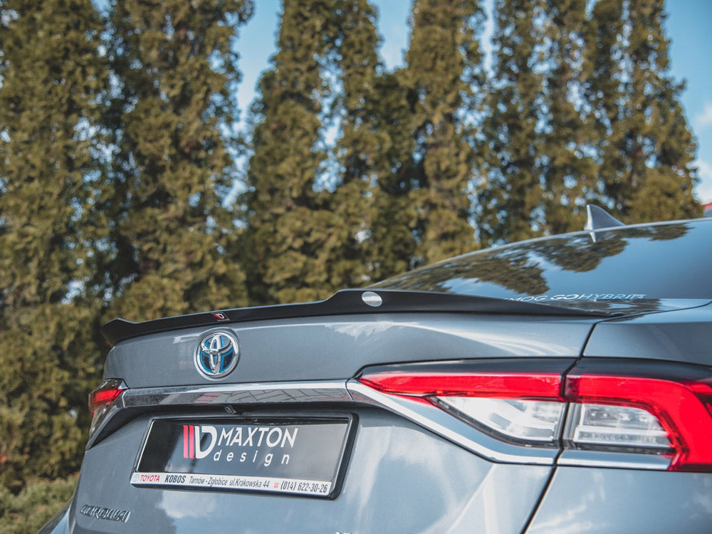 Spoiler CAP Toyota Corolla Mk12 Sedan - Carbon Look