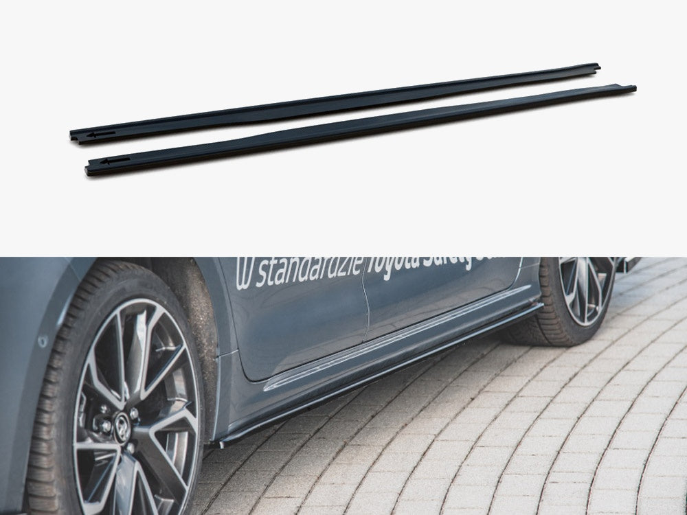 Side Skirts Diffusers Toyota Corolla Mk12 Sedan - Carbon Look