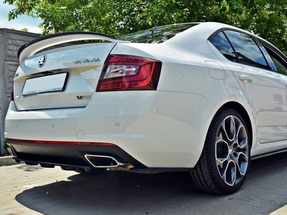 Central Rear Splitter Skoda Octavia VRS MK3/ MK3.5 Hatchback/ Estate - Carbon Look
