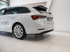 Central Rear Splitter Skoda Octavia Mk4 - Textured