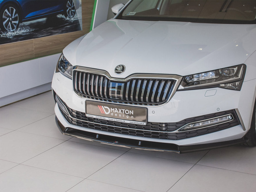 Front Splitter V.2 Skoda Superb MK3 FL (2019-) - Carbon Look