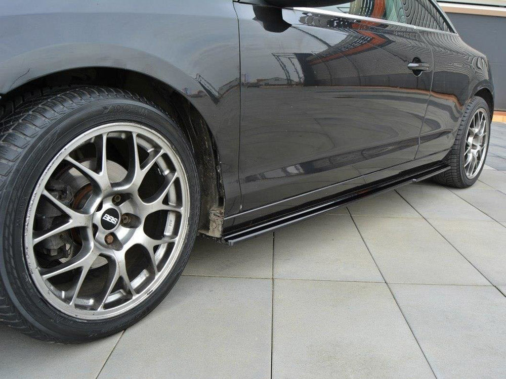Side Skirts Splitters Renault Laguna MK 3 Coupe (2008-2015) - Carbon Look