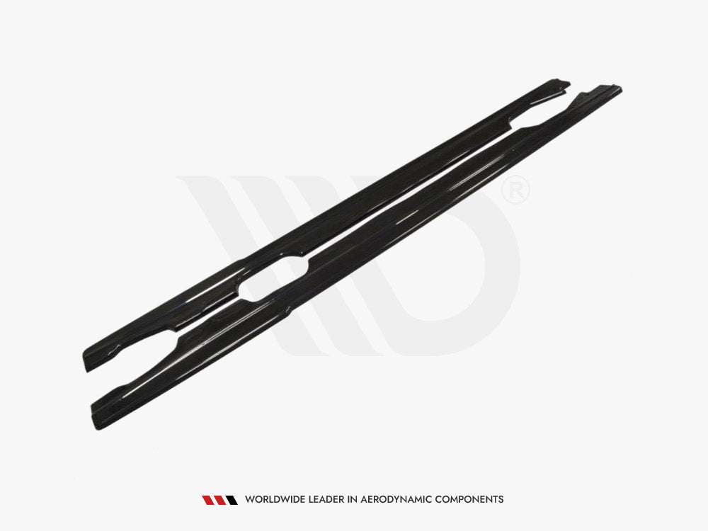 Side Skirts Diffusers Renault Megane MK4 Hatchback (2016-UP) - Carbon Look