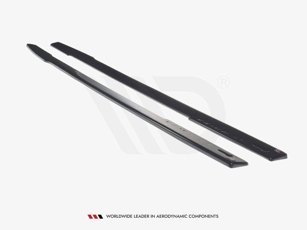 Side Skirts Diffusers Renault Megane MK4 RS - Carbon Look