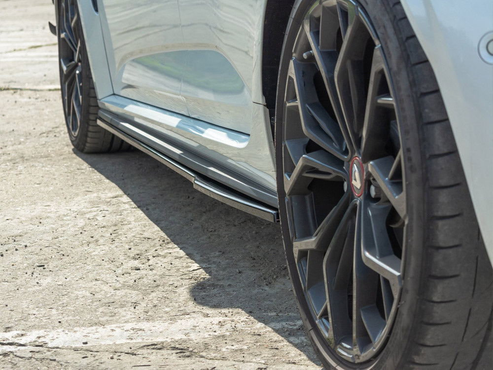 Side Skirts Diffusers Renault Megane MK4 RS - Carbon Look