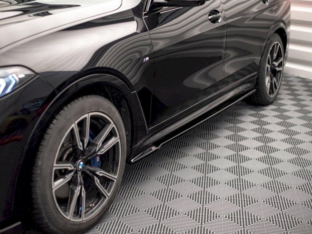 Side Skirts Diffusers BMW X7 M-Pack G07