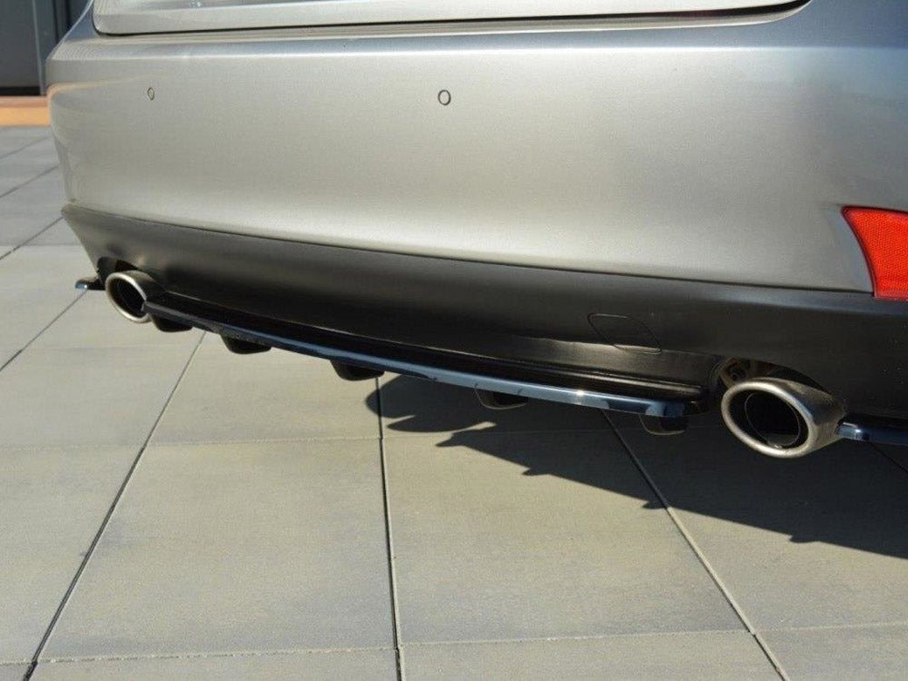 Central Rear Splitter (Vertical Bars) Lexus IS Mk3 T