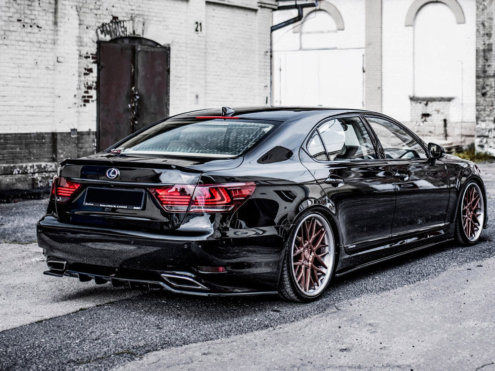 Rear Splitter (Vertical Bars) Lexus LS Mk4 Facelift