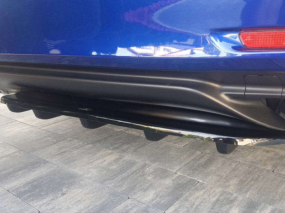 Central Rear Splitter (With Vertical Bars) Lexus RC (2014-UP)