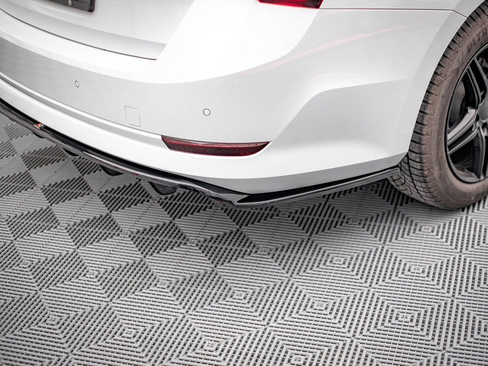 Rear Splitter (Vertical Bars) Skoda Octavia Mk4