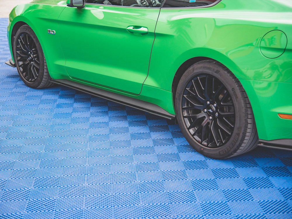Street PRO Side Skirts Diffusers V.1 Ford Mustang GT Mk6 Facelift