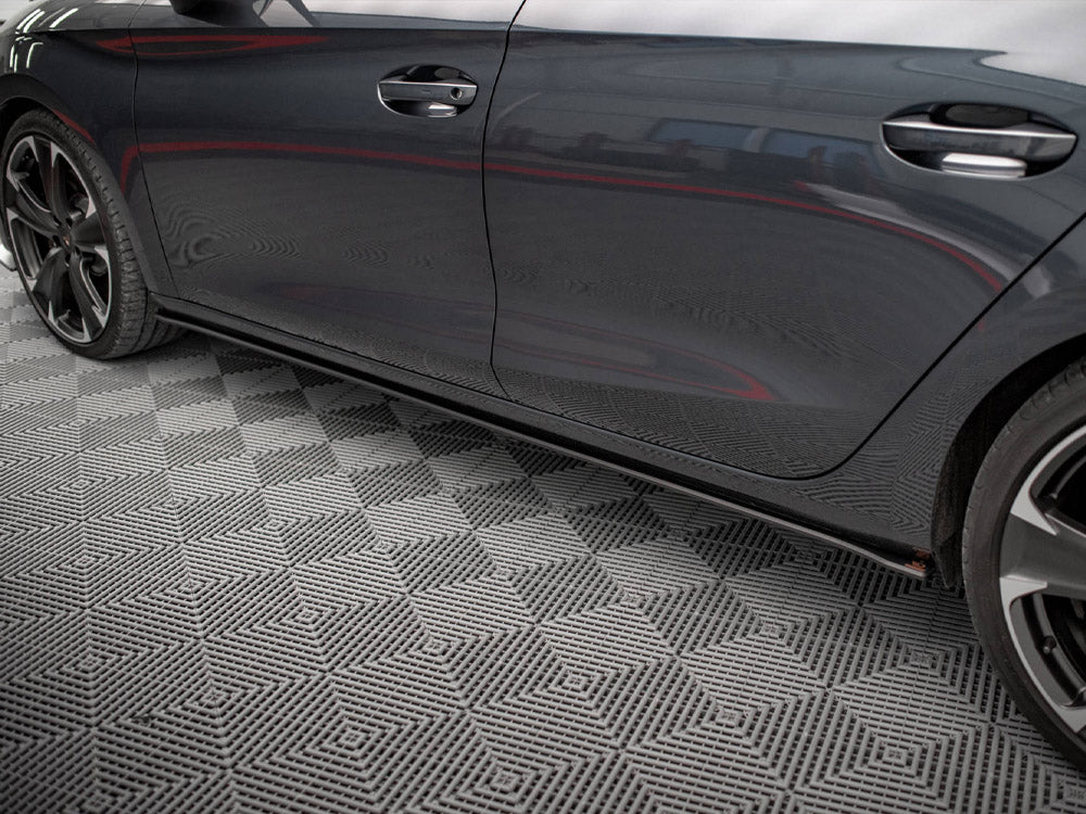 Street PRO Side Skirts Diffusers Cupra Leon ST / Hatchback Mk1 / Mk1 Facelift