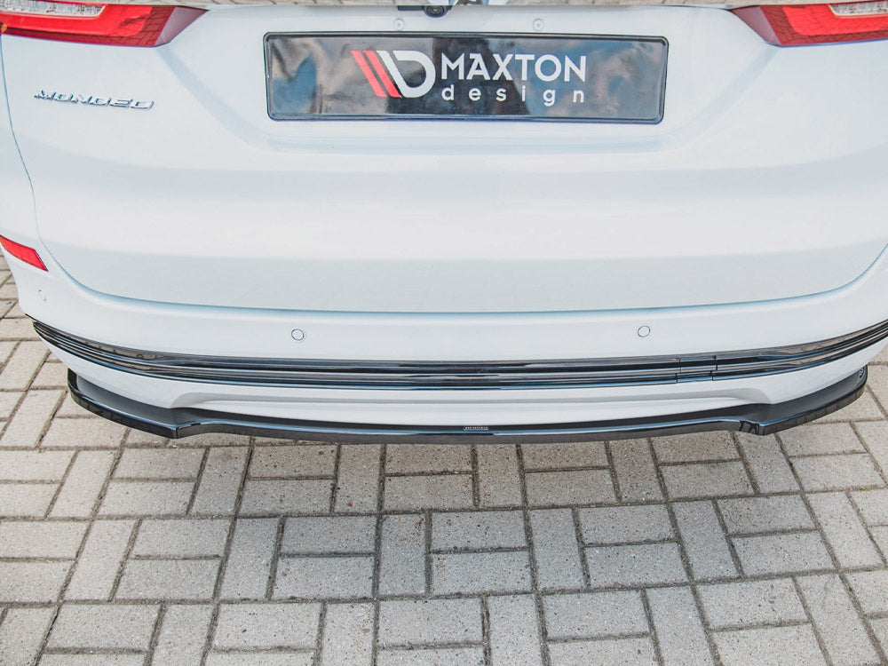Central Rear Splitter Ford Mondeo Estate Platinum Mk5 Facelift