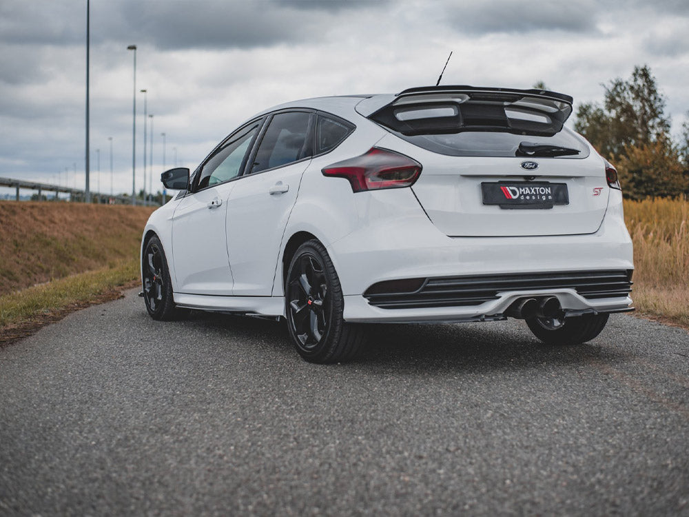 Side Skirts Diffusers V2 Ford Focus ST &amp; RS MK3 (2015-2018)