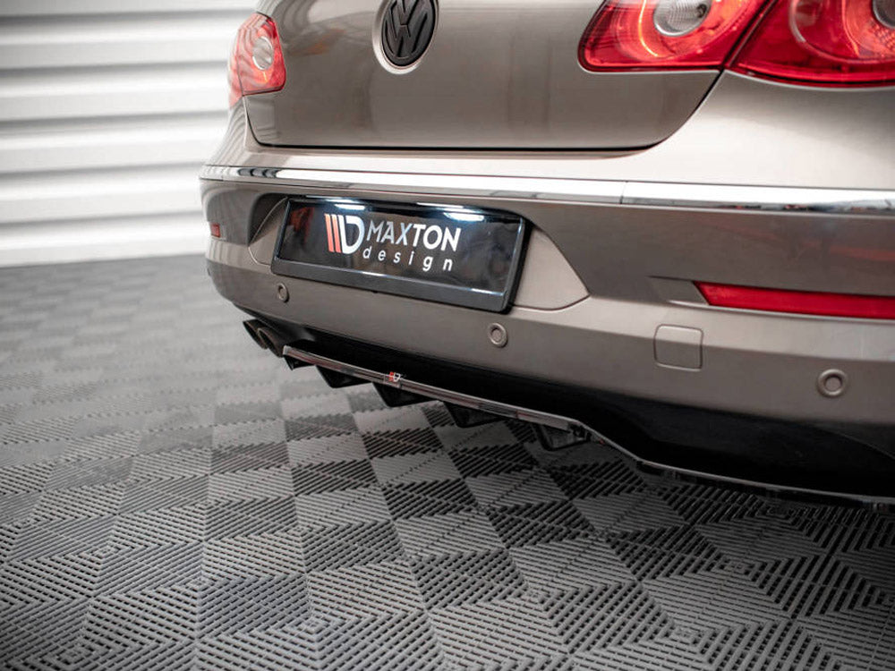 Central Rear Splitter (Vertical Bars) VW Passat CC