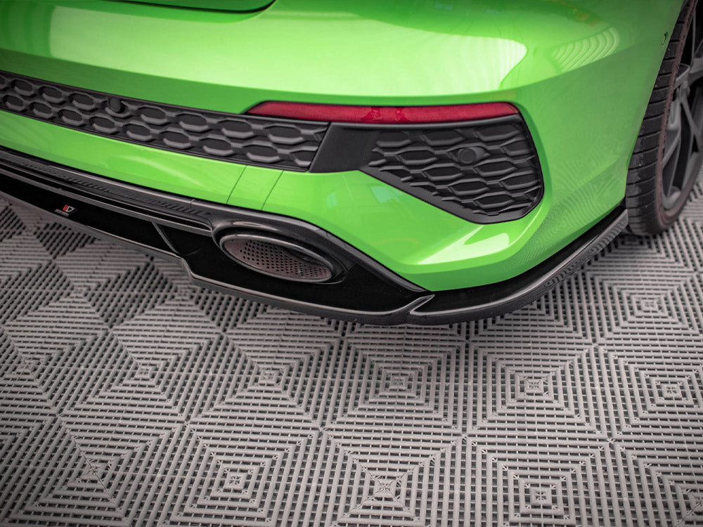 Central Rear Splitter Audi RS3 Sedan 8Y