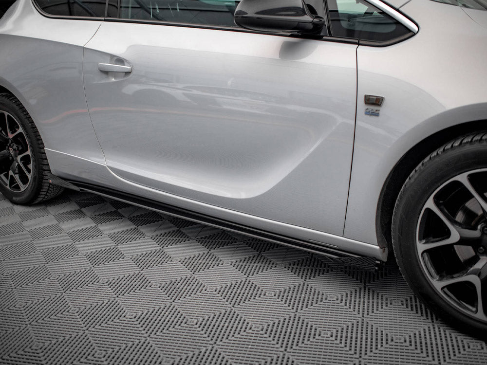 Street PRO Side Skirts Diffusers + Flaps Opel Astra GTC OPC-Line J