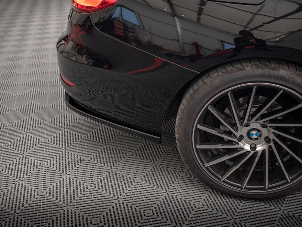 Central Rear Splitter (Vertical Bars) BMW 3 GT F34