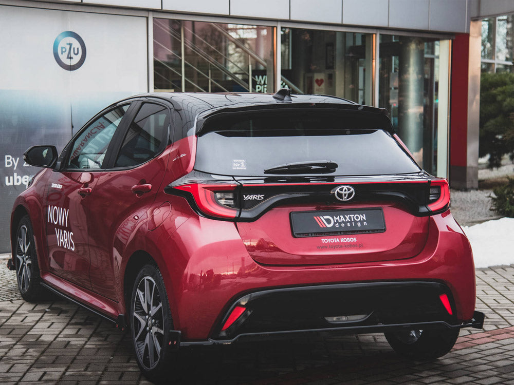 Spoiler CAP V.1 Toyota Yaris Mk4