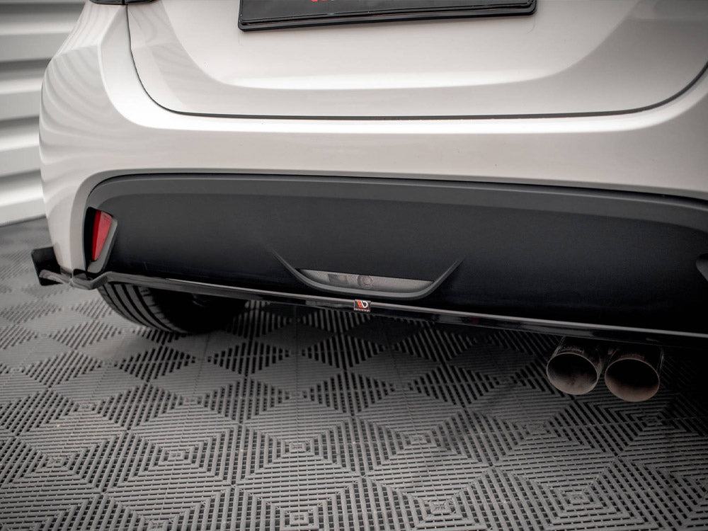 Rear Splitter V.1 + Flaps Toyota Yaris Mk4