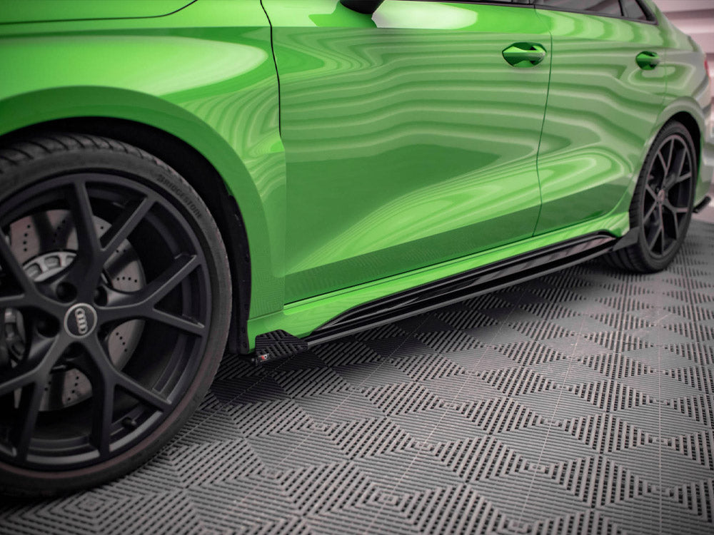 Side Flaps Audi RS3 Sedan 8Y