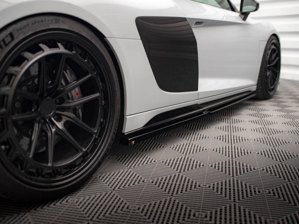 Side Skirts Diffusers V.2 Audi R8 Mk2 Facelift - Carbon Look