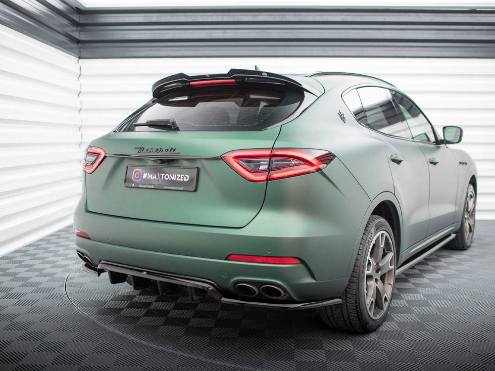 Rear Splitter (Vertical Bars) Maserati Levante Mk1