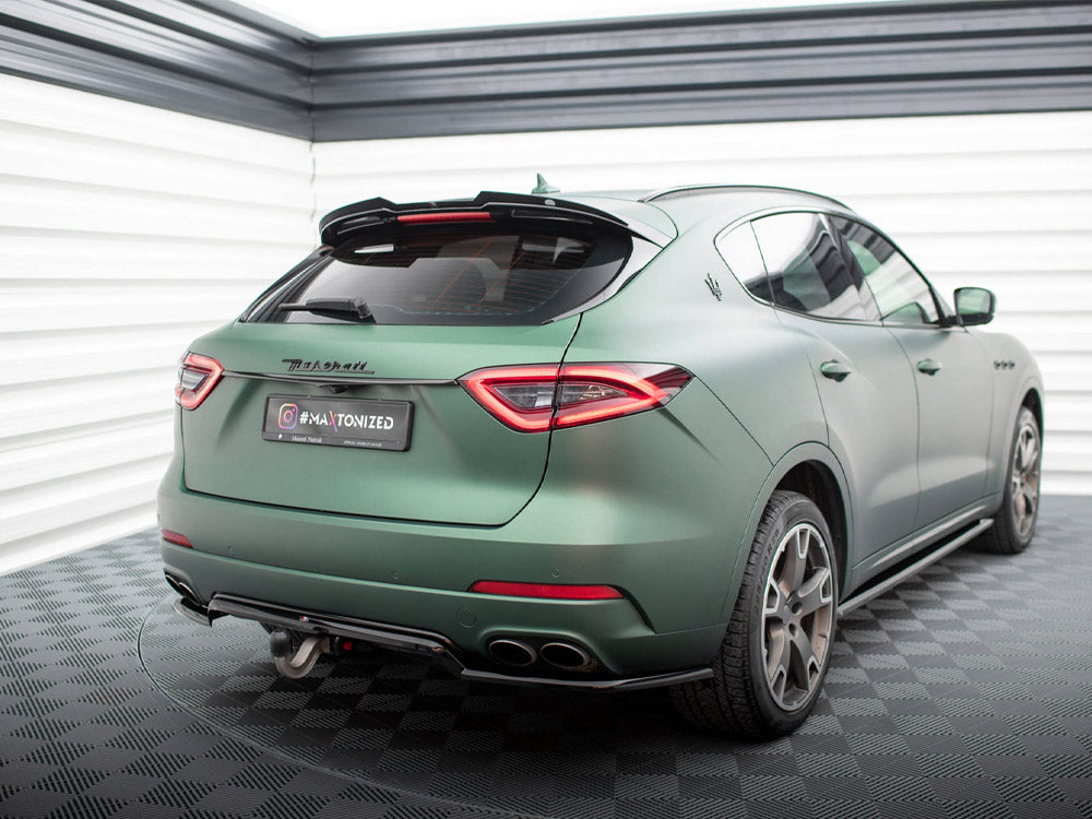 Rear Splitter (Vertical Bars) Maserati Levante Mk1