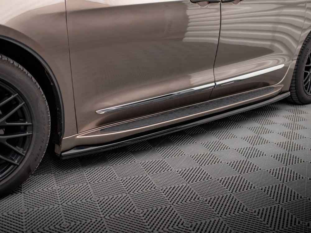 Side Skirts Diffusers V.1 Chrysler Pacifica Mk2