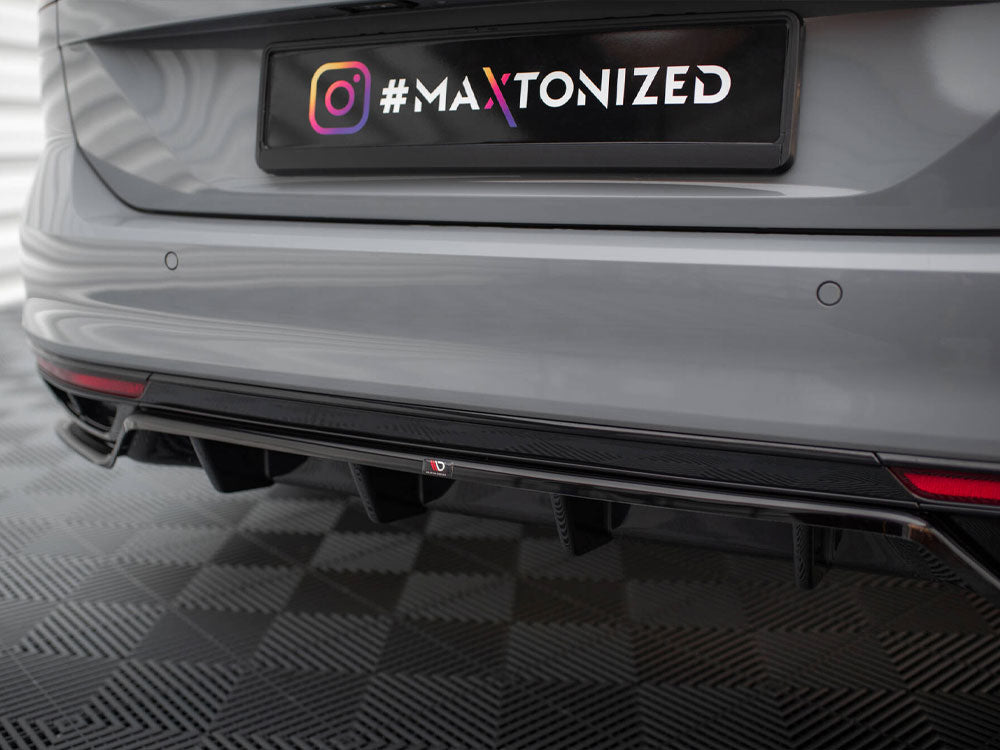 Rear Splitter (Vertical Bars) Volkswagen Passat R-Line B8 Facelift