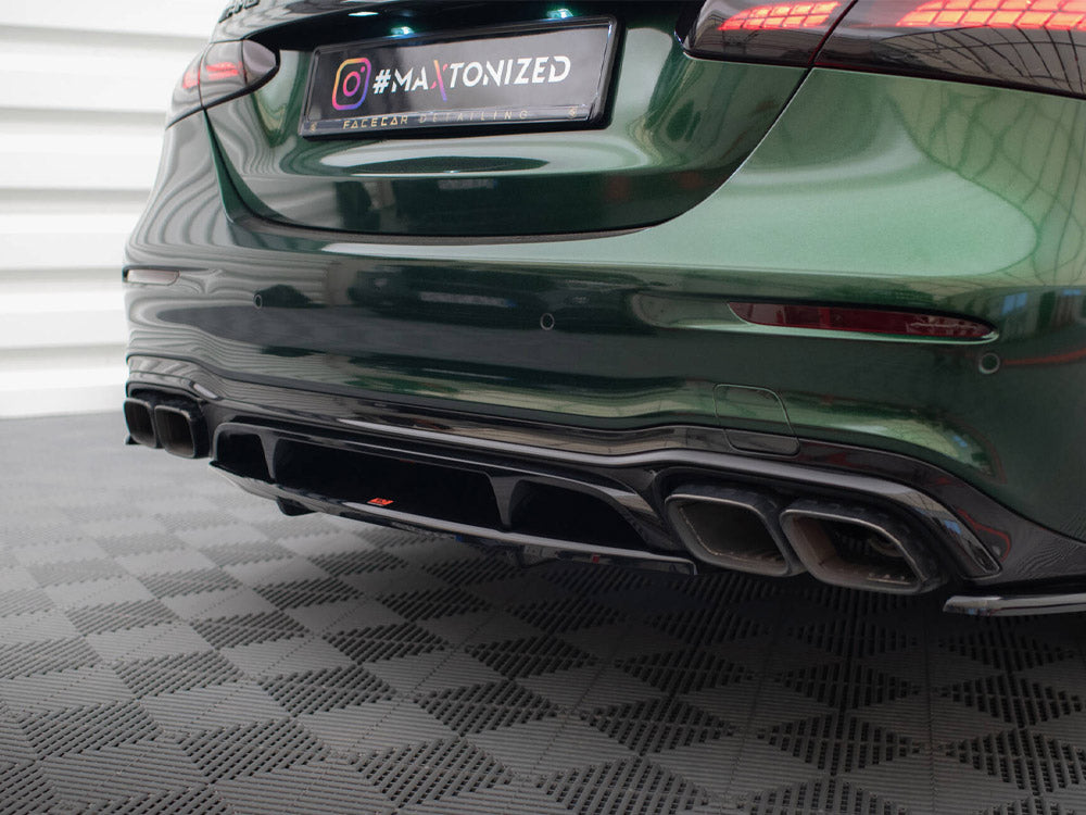 Central Rear Splitter (Vertical Bars) Mercedes-AMG E63 W213 Facelift