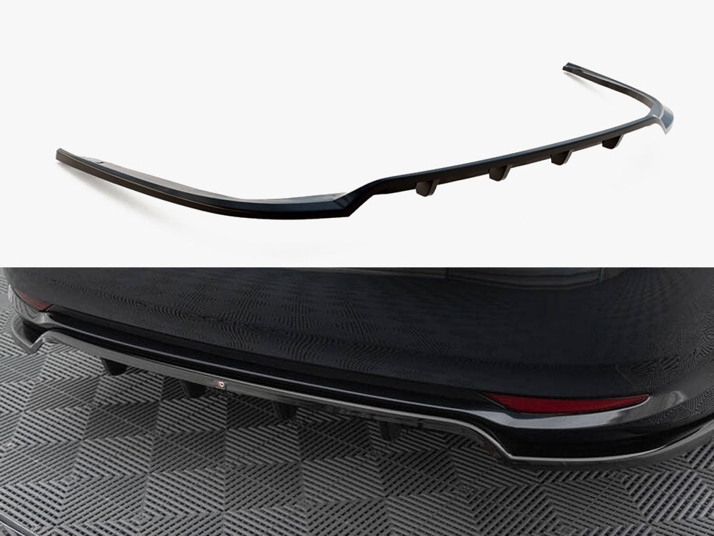 Rear Splitter (Vertical Bars) Toyota Avensis Sedan Mk3 Facelift
