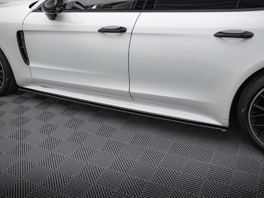 Side Skirts Diffusers Porsche Panamera GTS 971 - Textured