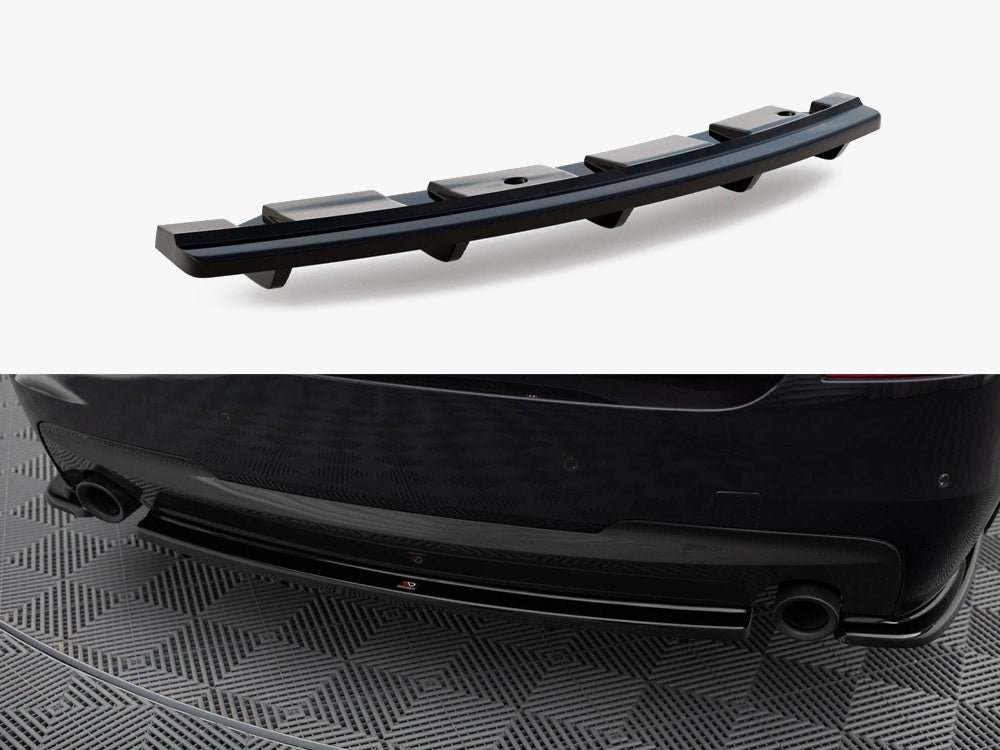 Central Rear Splitter (Vertical Bars) BMW 5 F11 M-Pack