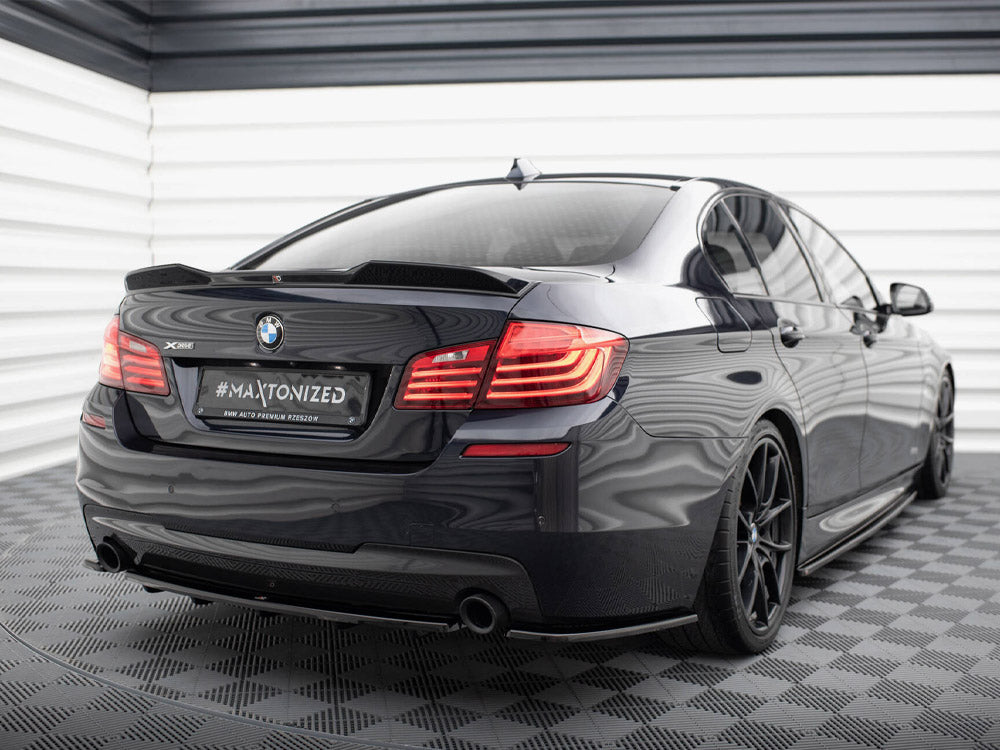 Central Rear Splitter (Vertical Bars) BMW 5 F11 M-Pack