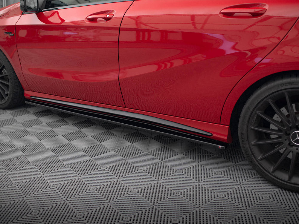 Side Skirts Diffusers Mercedes A W176 / CLA 117 AMG / CLA 117 AMG-Line Facelift - Carbon Look
