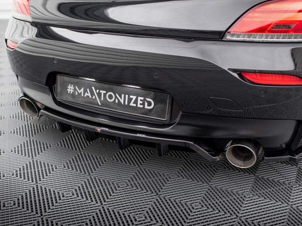 Central Rear Splitter (Vertical Bars) BMW Z4 M-Pack E89 Facelift