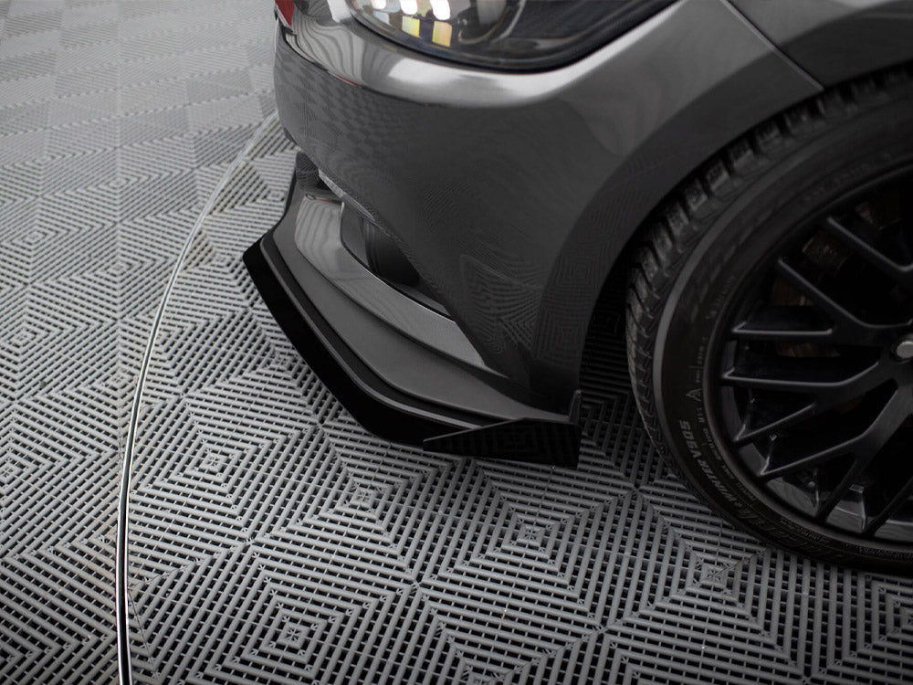 Street PRO Front Splitter + Flaps Ford Mustang GT Mk6 - Black-Red + Gloss Flaps