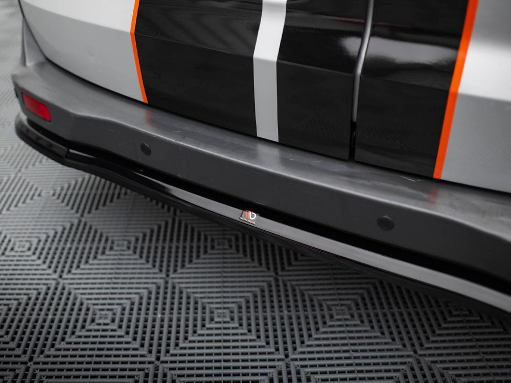 Central Rear Splitter Ford Transit Courier Mk1