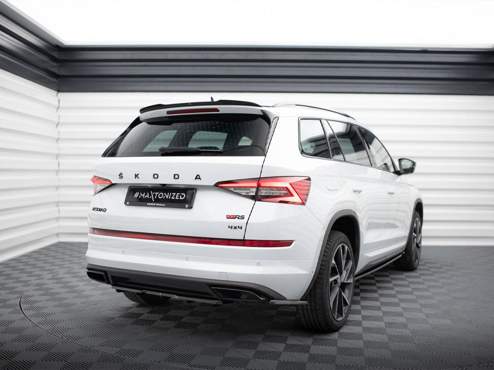 Central Rear Splitter (Vertical Bars) Skoda Kodiaq RS