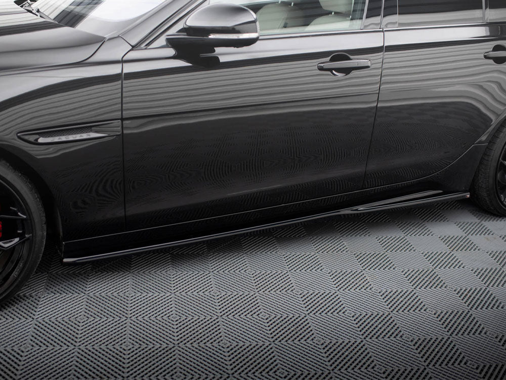 Side Skirts Diffusers Jaguar XE X760 Facelift