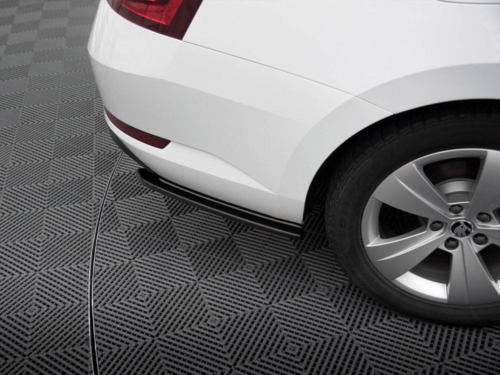 Rear Side Splitters Skoda Superb Mk3 Hatchback / Estate - Textured