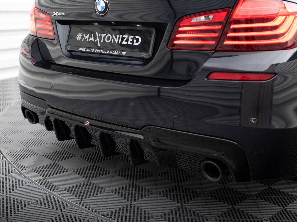 Rear Valance V.2 BMW 5 M-Pack F10 / F11 (Version with two single exhausts)