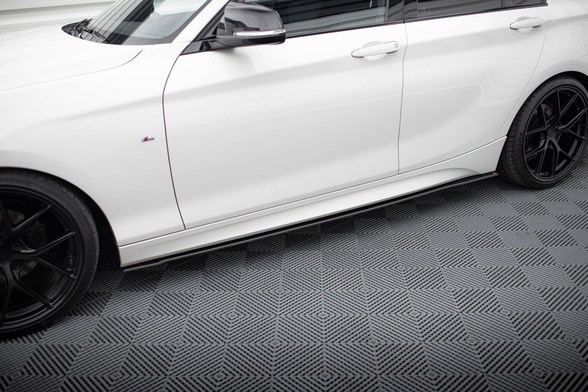 Street PRO Side Skirts Diffusers V.2 BMW 1 F20 M135i / M140i / M-Pack