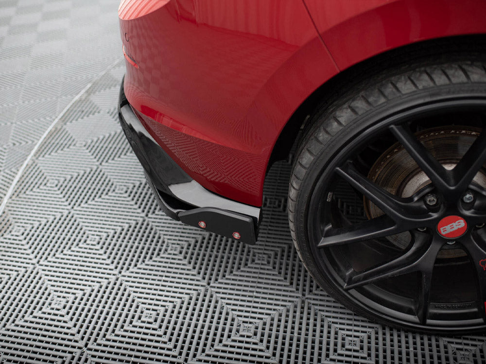 Rear Side Splitters V.4 + Flaps Volkswagen Golf GTI / GTE Mk8